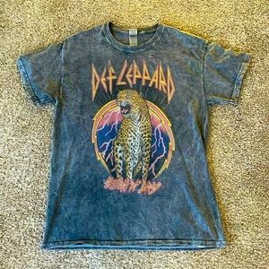 Def Leppard Band T-Shirt